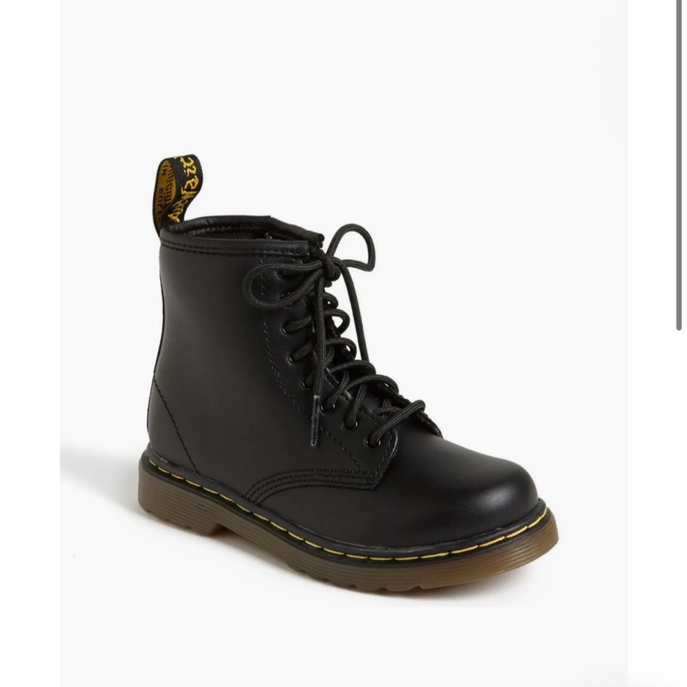 Children’s Dr. Martens Boots sz10 US
